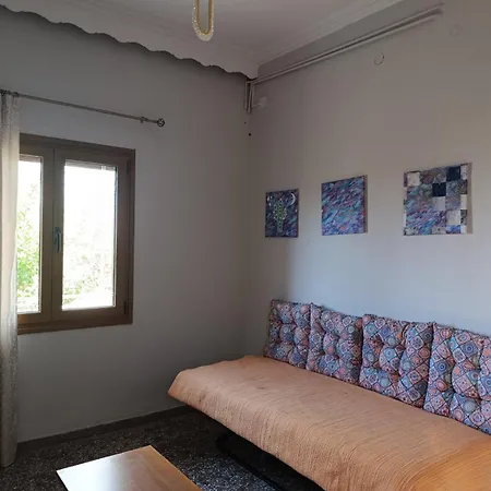 Apartment Rustic Bright Near Lefkanti